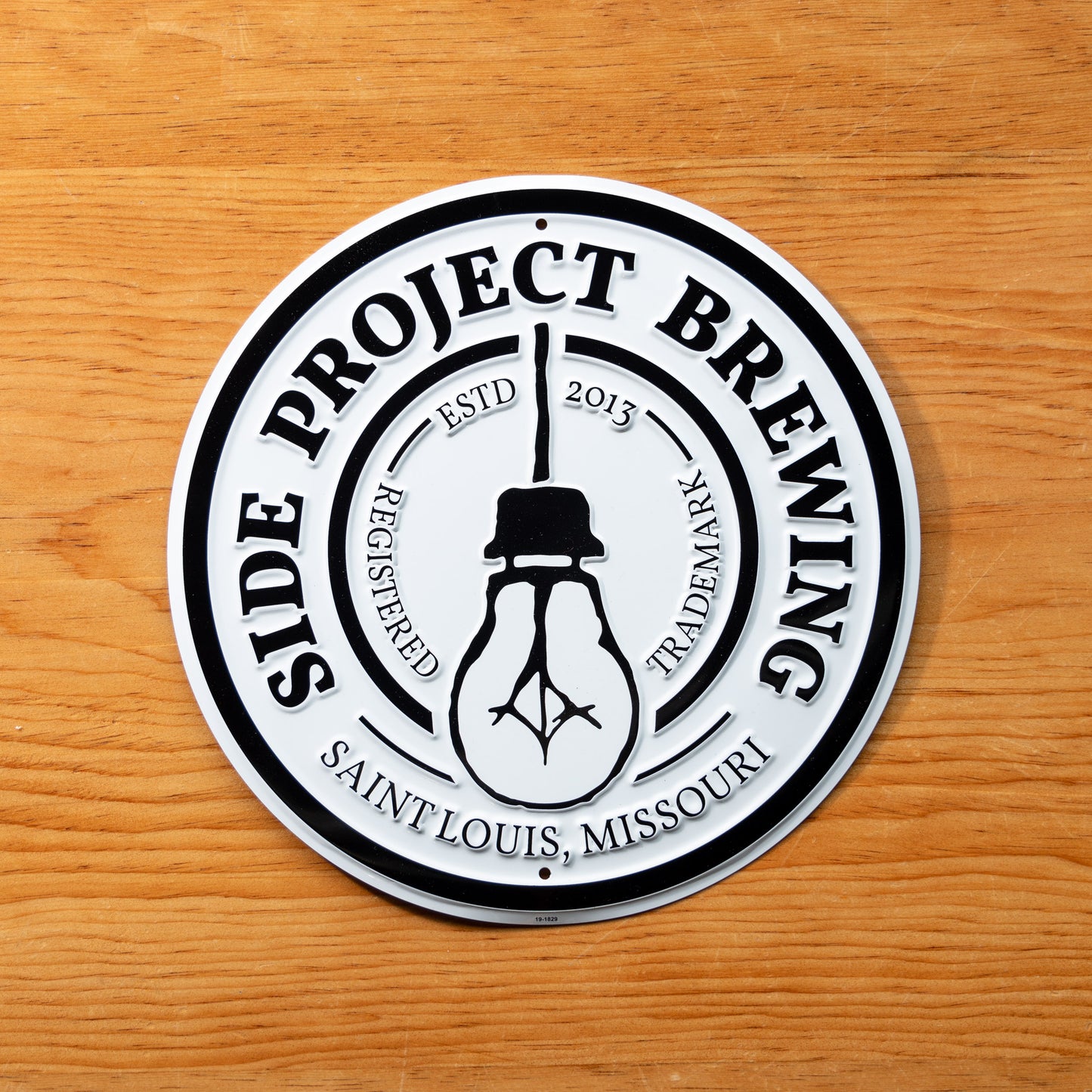Side Project Circle Tin Tacker